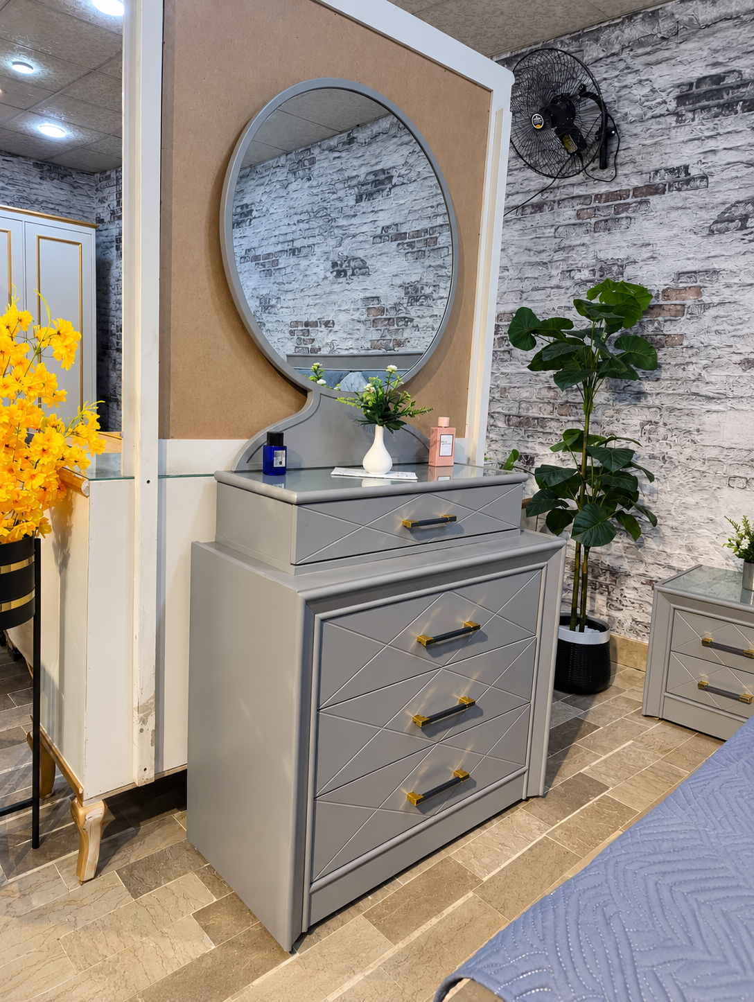 Diamond Grey Dresser