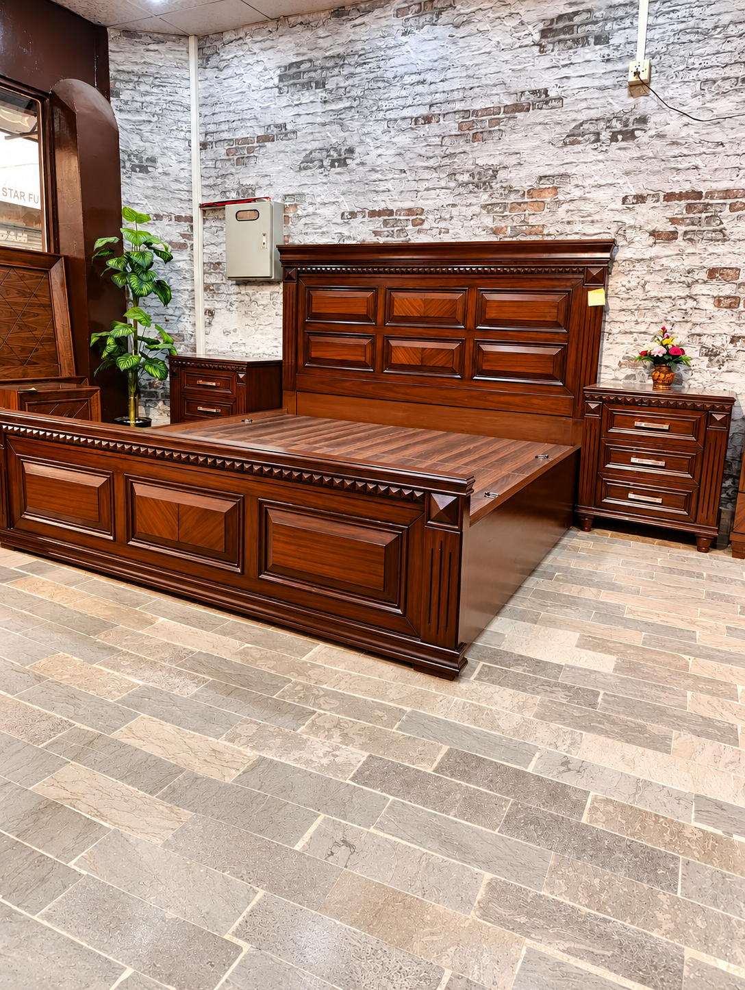 Mahogany Royale Bedroom Set