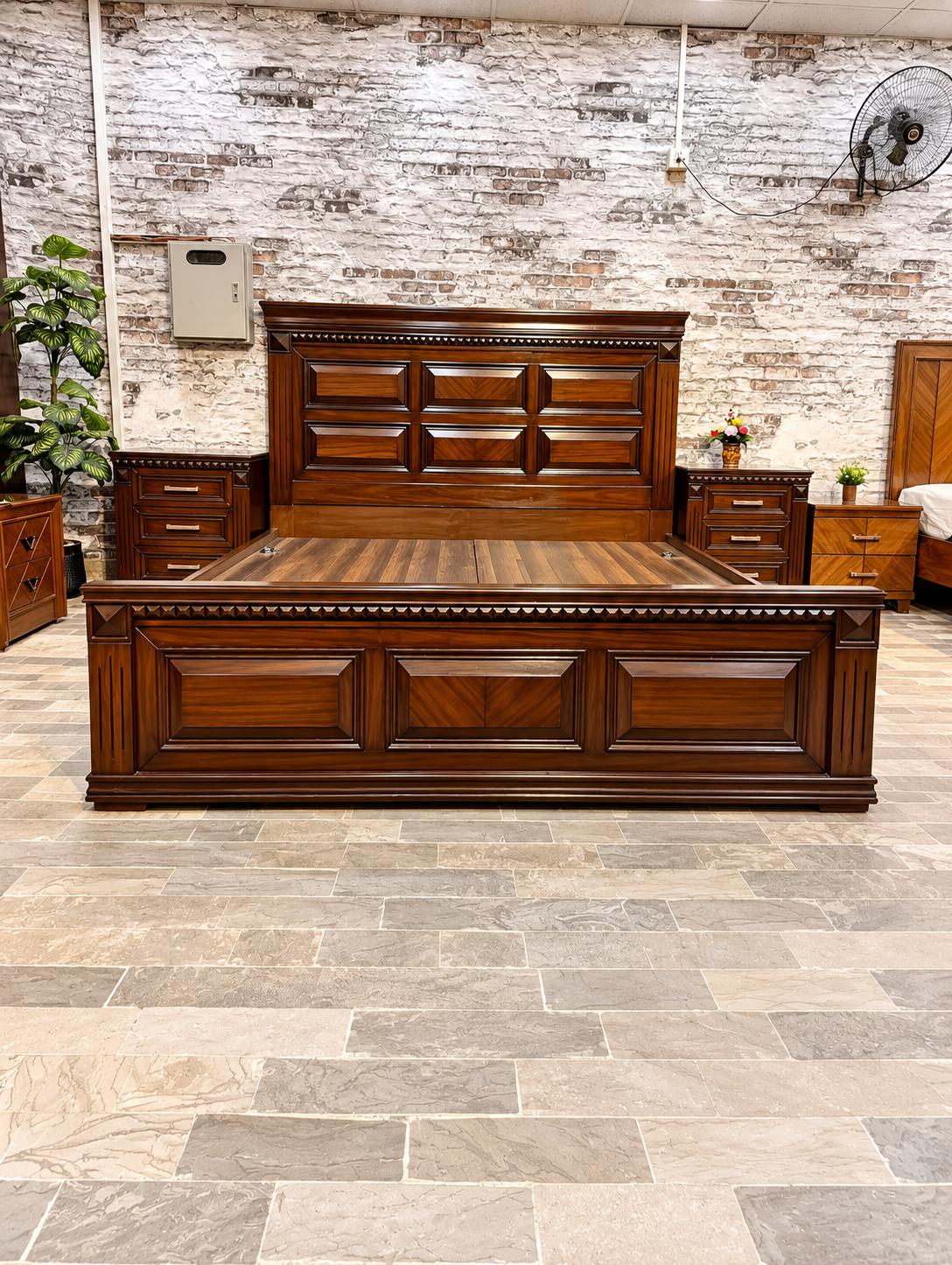 Mahogany Royale Bedroom Set Mahogany Royale Bedroom Set